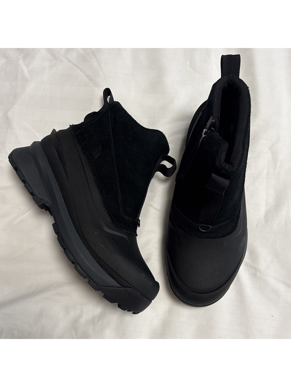 The North Face Mens Chilkat V Zip Black Winter Boots Shoes NF0A5LW4 Size 7.5 NEW